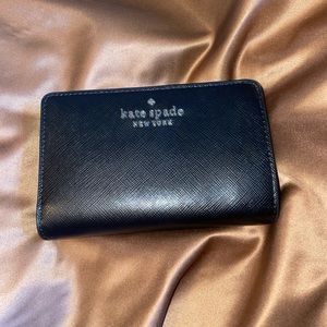 LIKE NEW kate spade wallet black medium staci bifold wallet